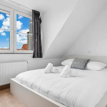 Casiola - Charming Duplex With Terrace In Knokke-Heist