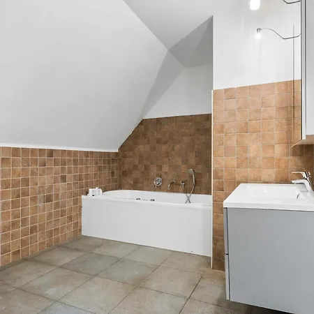 Casiola - Charming Duplex With Terrace In Apartment